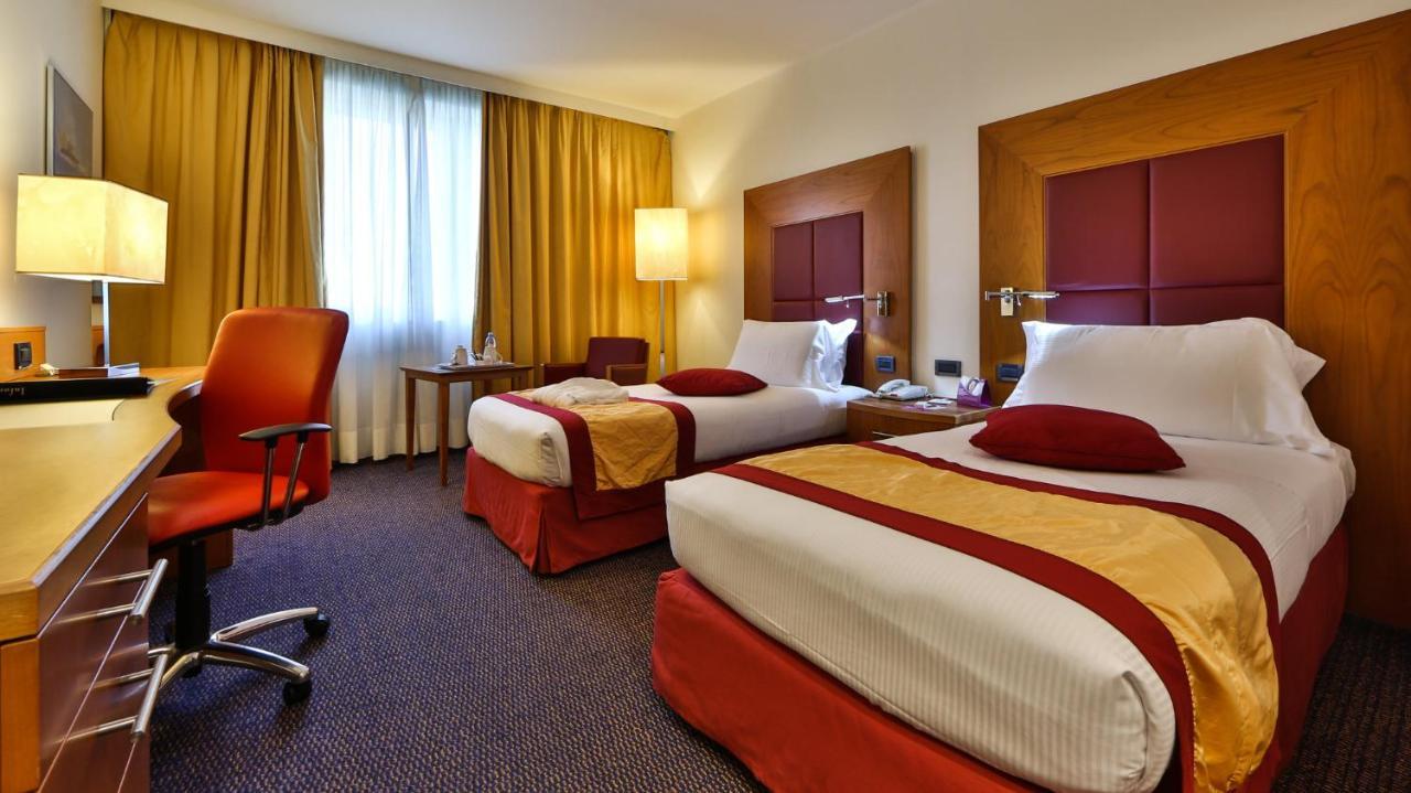 Crowne Plaza Venice East By Ihg Quarto dʼAltino Esterno foto
