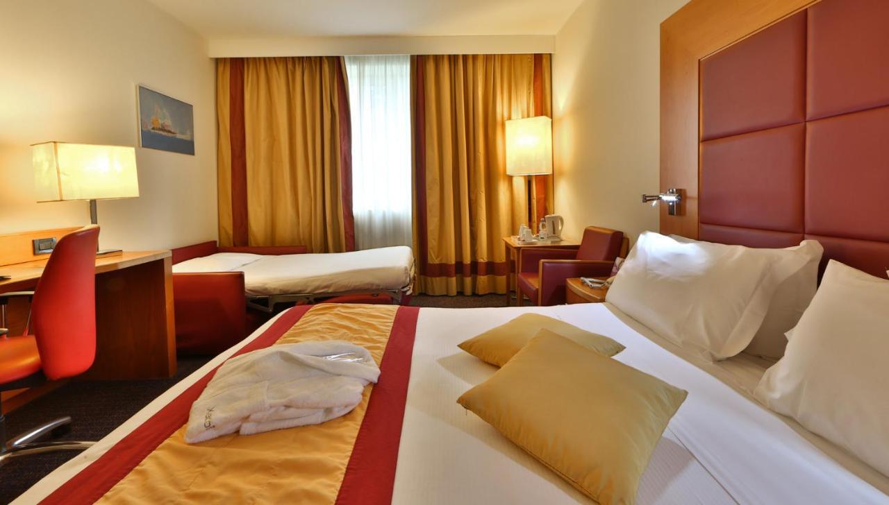 Crowne Plaza Venice East By Ihg Quarto dʼAltino Esterno foto