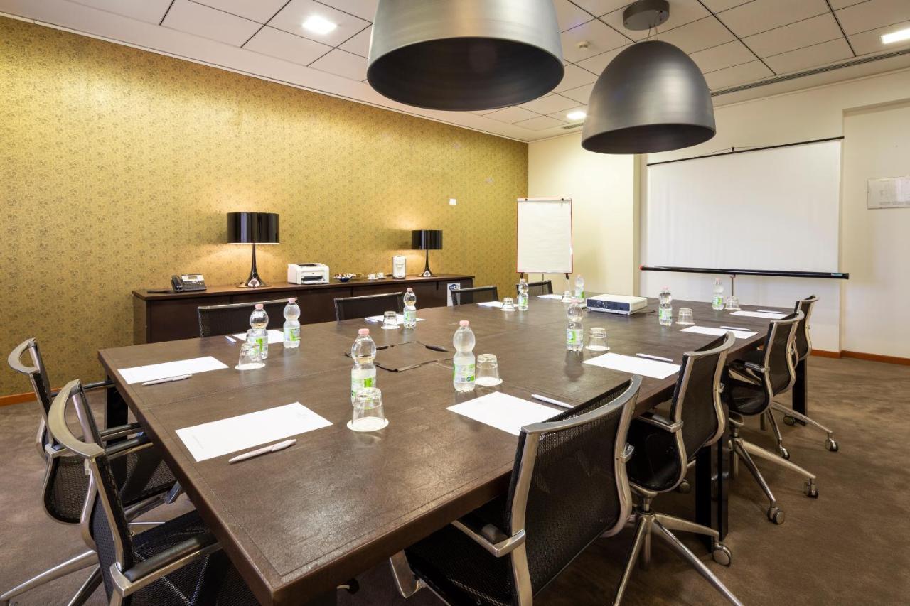 Crowne Plaza Venice East By Ihg Quarto dʼAltino Esterno foto